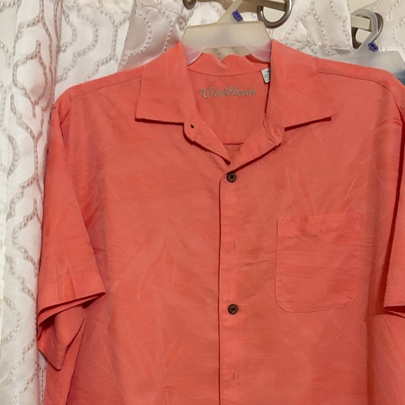 Men's Casual Short Sleeve Shirts 4 shirts for less than the price of 1. - Picture 5 of 7